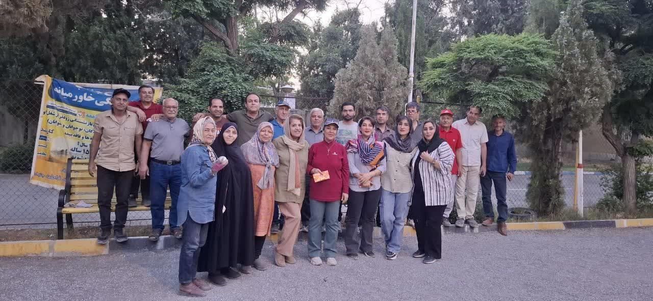 از خانه امید تا زمین پتانک؛ روزهای پرنشاط بازنشستگان کشوری اراک