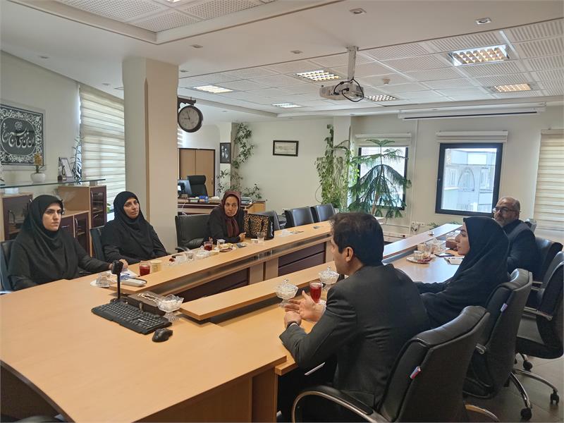تاکید بر تسریع رسیدگی و ارزیابی اسناد درمانی و پرداخت هزینه های درمانی بازنشستگان توسط بیمه ملت