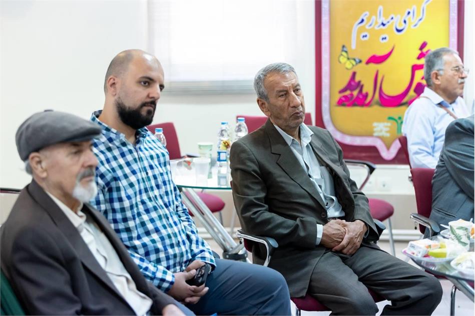 سیدرضا نبوی زاده نمازی : بازنشسته نمونه استان مرکزی در محور فرهنگ و هنر
