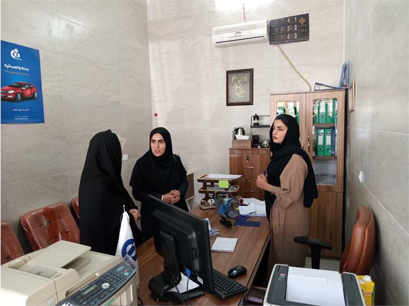 بررسی روند خدمات پذیرش اسناد بیمه تکمیلی بازنشستگان در شهرستان خمین