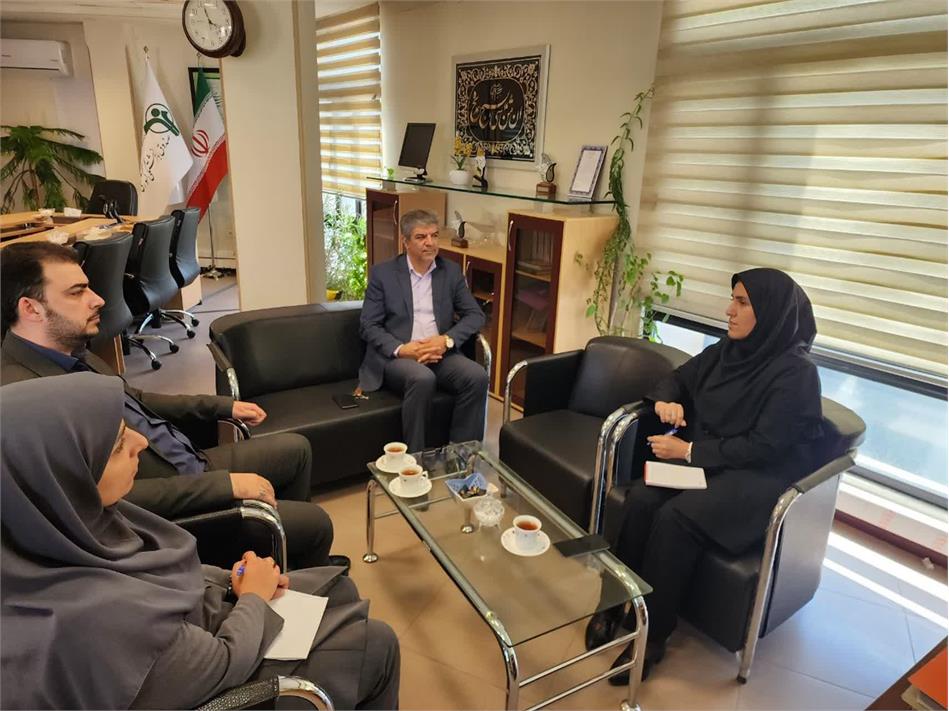 جلسه مدیر صندوق بازنشستگی استان مرکزی با مسئولین بیمه دانا