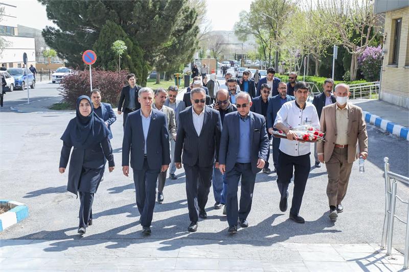 برنامه‌های گرامیداشت هفته کار و کارگر در استان مرکزی برگزار شد