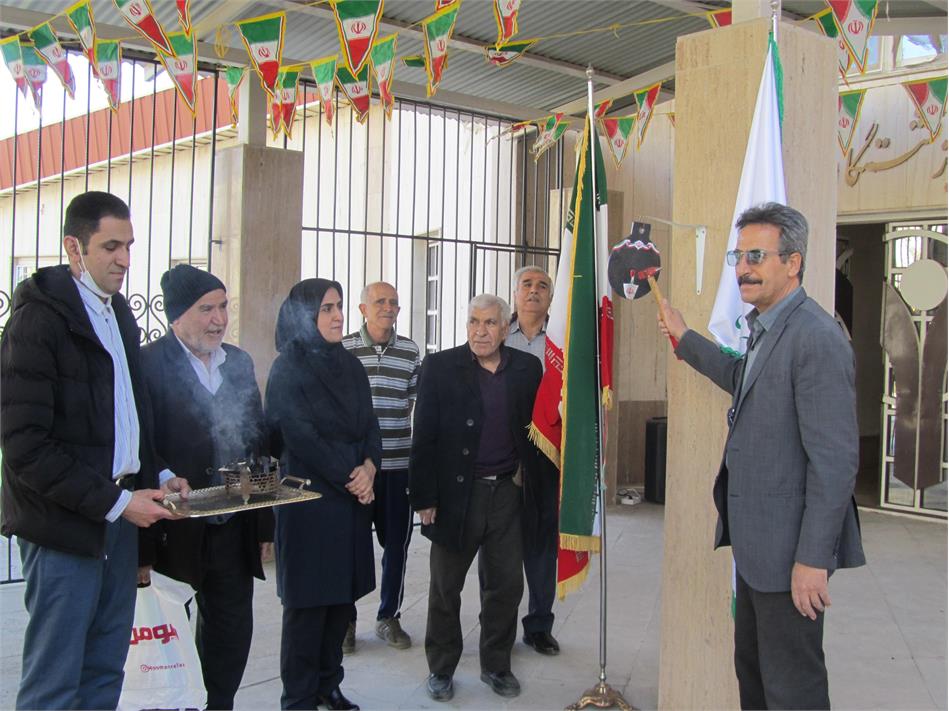 نواختن زنگ انقلاب در خانه‌های امید اراک و محلات